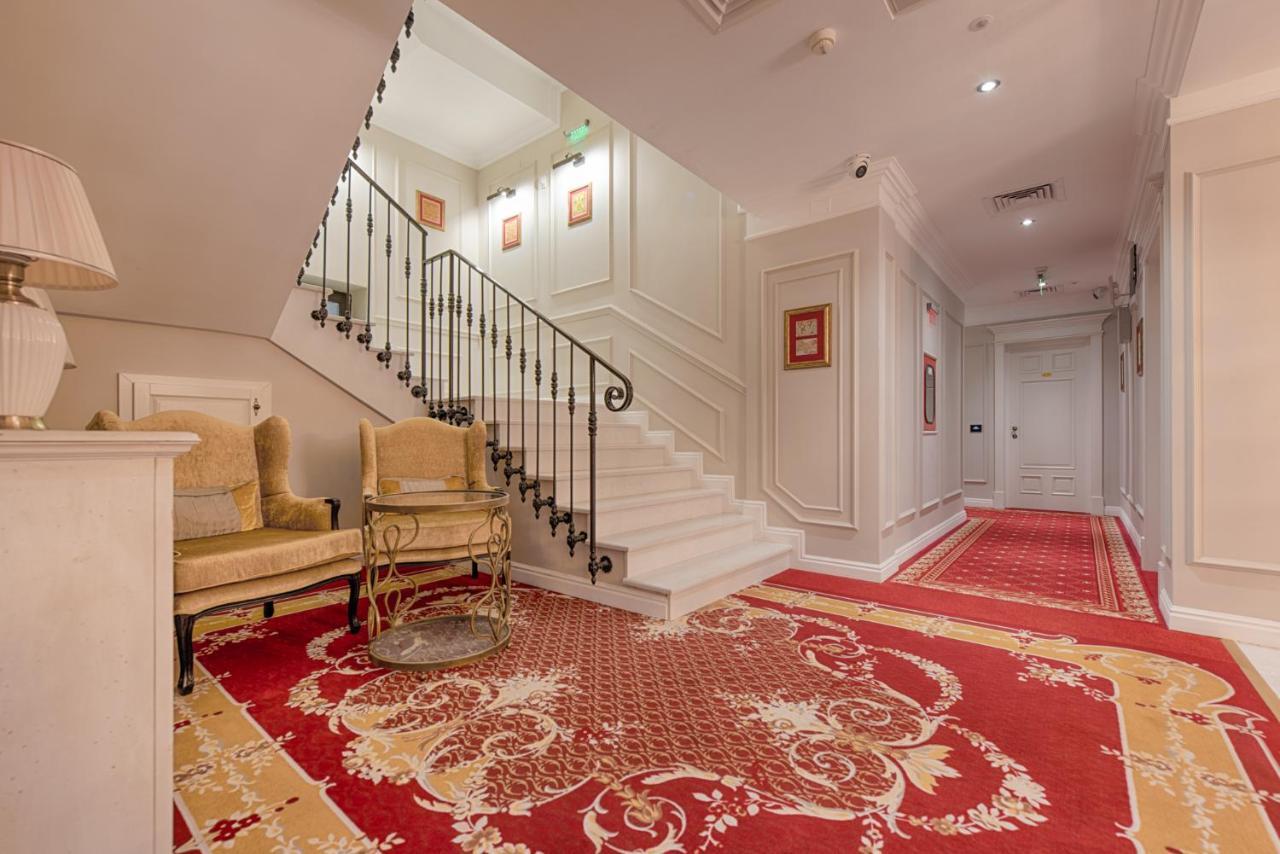 Versay Hotel 4*